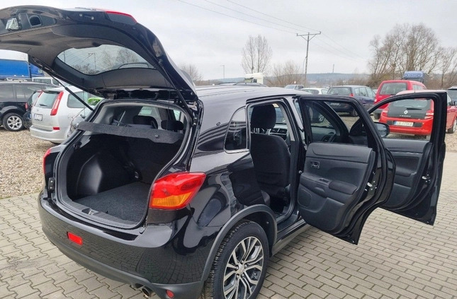 Mitsubishi ASX cena 58900 przebieg: 81367, rok produkcji 2016 z Żywiec małe 562